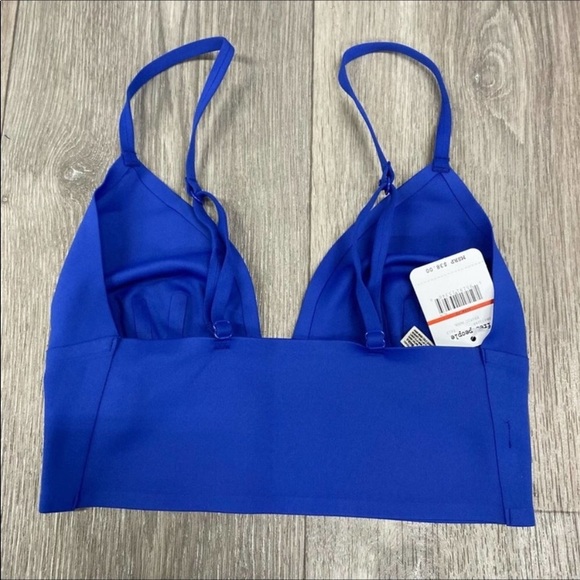 New Free People Sage Longline Bralette Blue
New with tags
Small - Picture 3 of 7